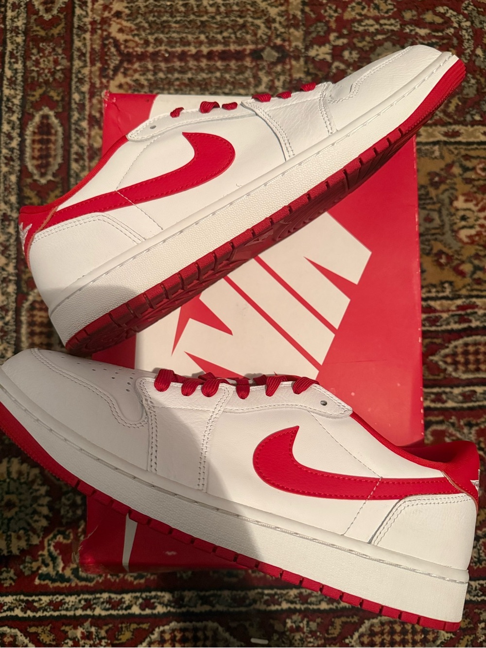 Jordan 1 Retro Low University Red Low-Top Sneakers